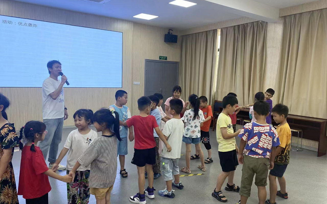 庆安龙观乡中心学校